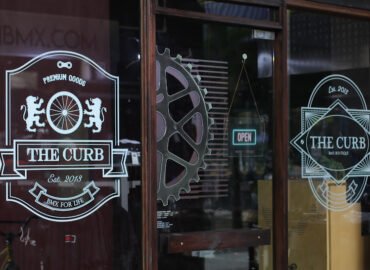 The Curb KL