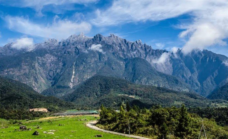 Kundasang viewpoint Sabah highland