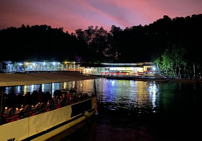 Fireflies cruise near Kota Kinabalu