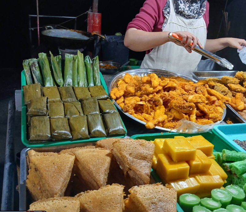 夜市小吃地图 Night Market Bites Kota Kinabalu