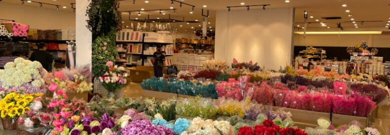 Shiok Collection Sdn Bhd – Seri Kembangan (HQ)